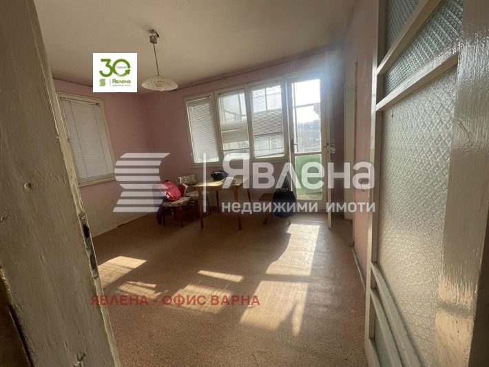 Продава ЕТАЖ ОТ КЪЩА, град Варна, Цветен квартал • 165000 € / 322711.95 лв. • 15377401 1