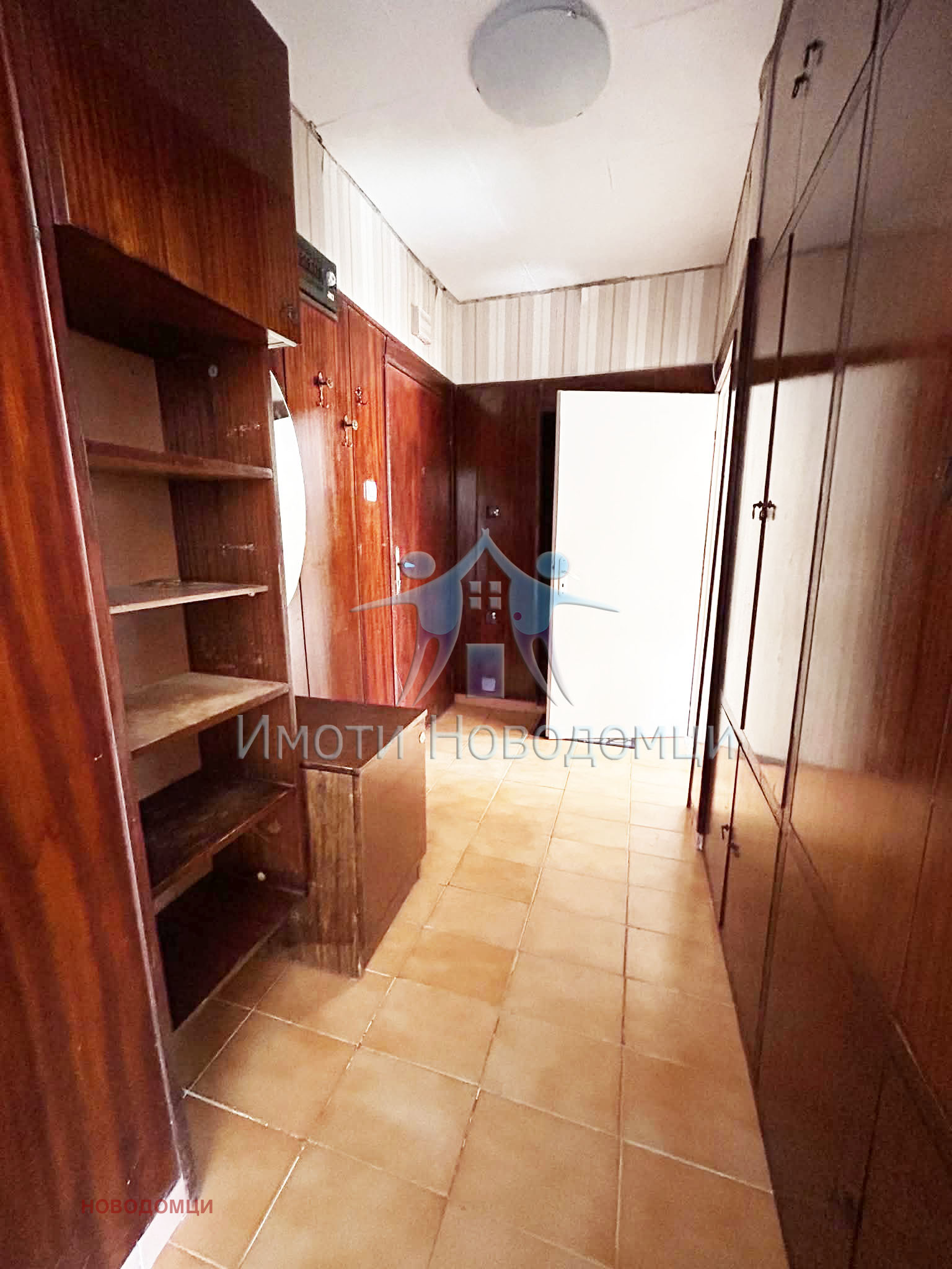 Продава 2-СТАЕН, гр. Шумен, 5-ти полк, снимка 3 - Апартаменти - 52317881