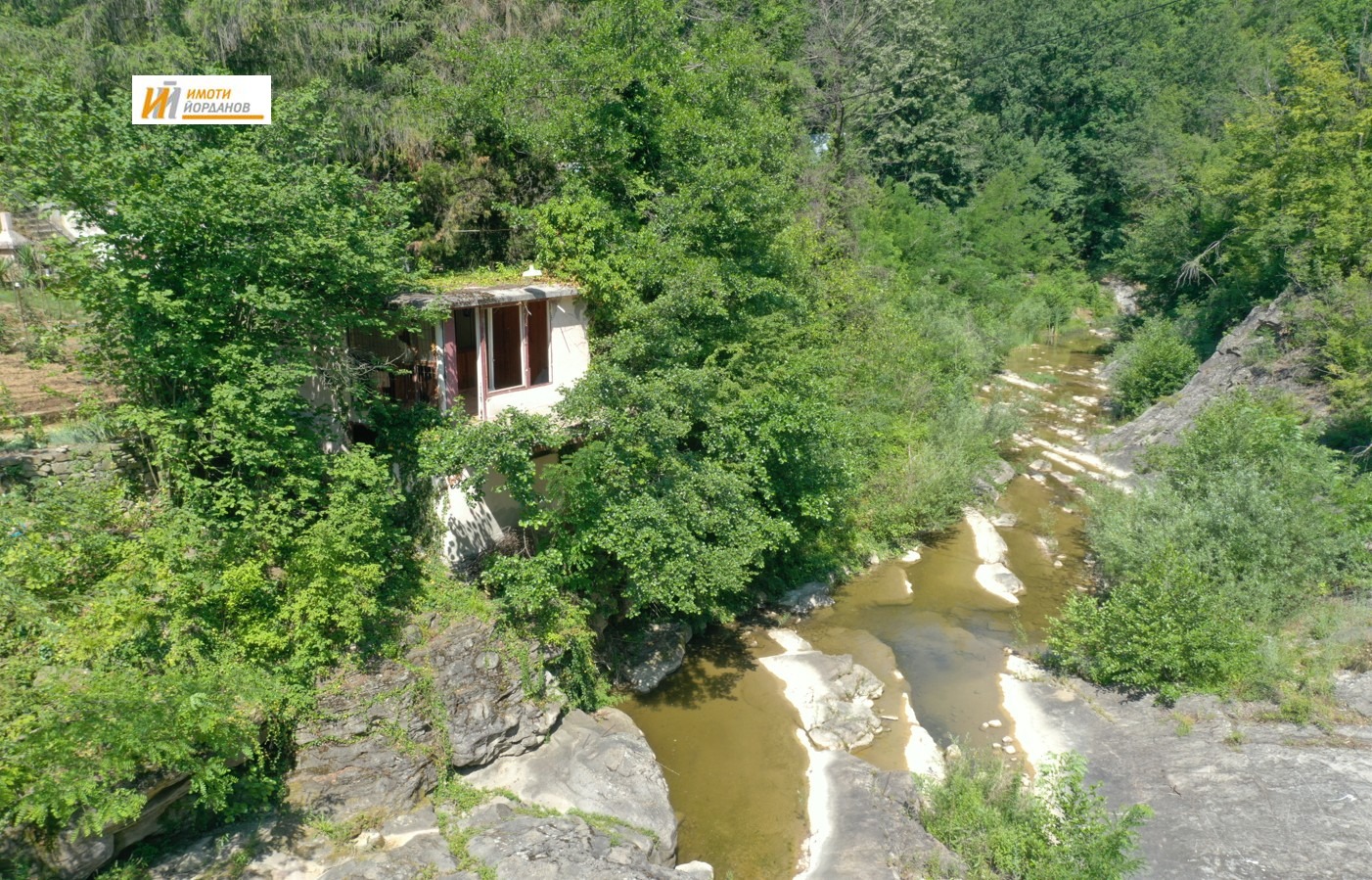 Продава ВИЛА, с. Габровци, област Велико Търново, снимка 10 - Вили - 53626358