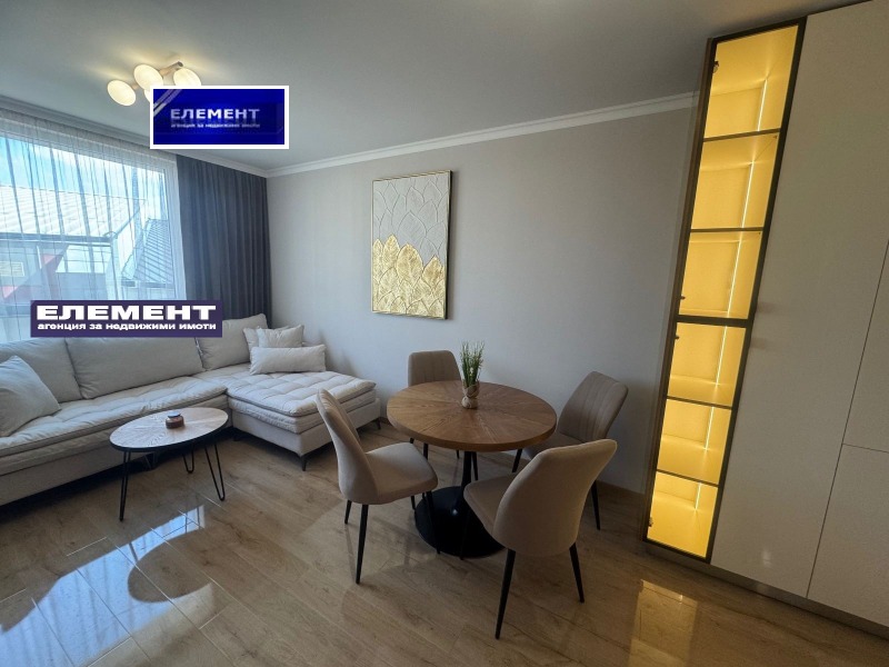 En venta  2 dormitorios Plovdiv , Sadiyski , 100 metros cuadrados | 56468281