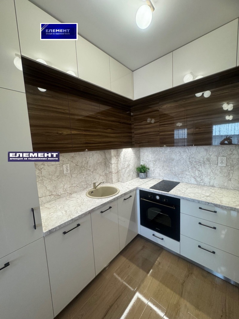 En venta  2 dormitorios Plovdiv , Sadiyski , 100 metros cuadrados | 56468281 - imagen [5]