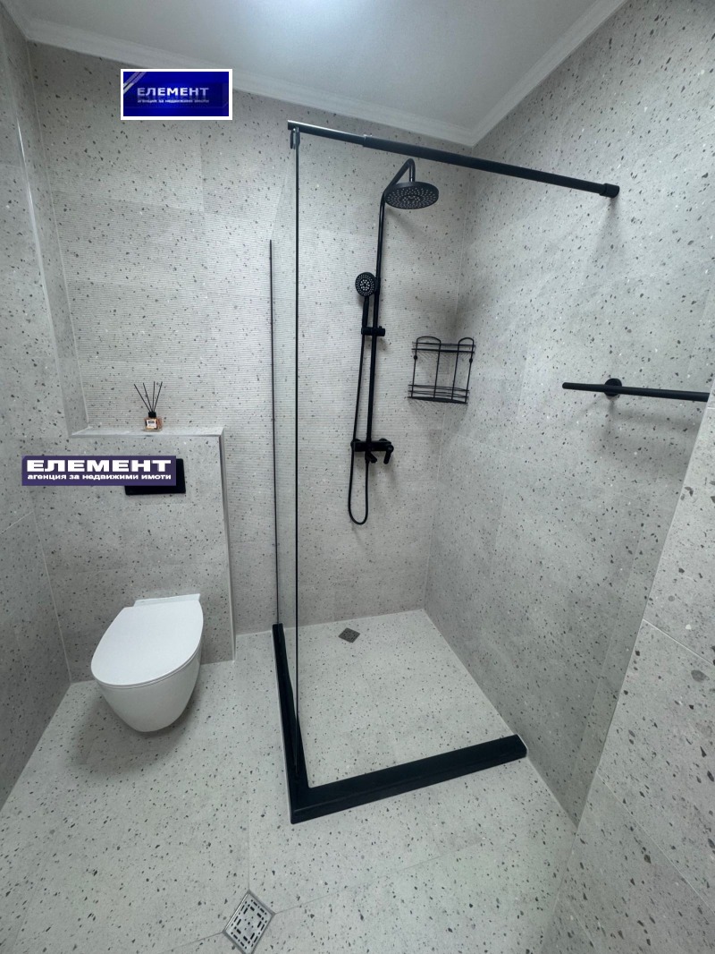 En venta  2 dormitorios Plovdiv , Sadiyski , 100 metros cuadrados | 56468281 - imagen [12]