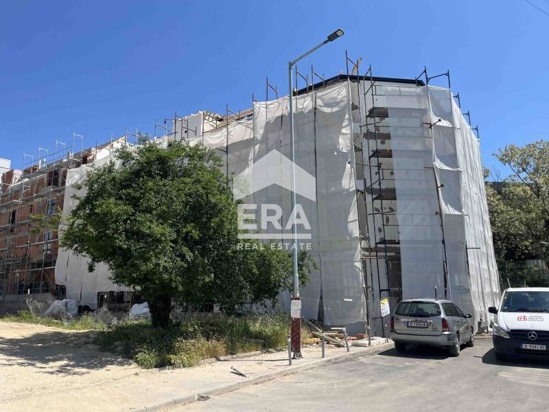 Продава 3-СТАЕН, гр. Варна, Кайсиева градина