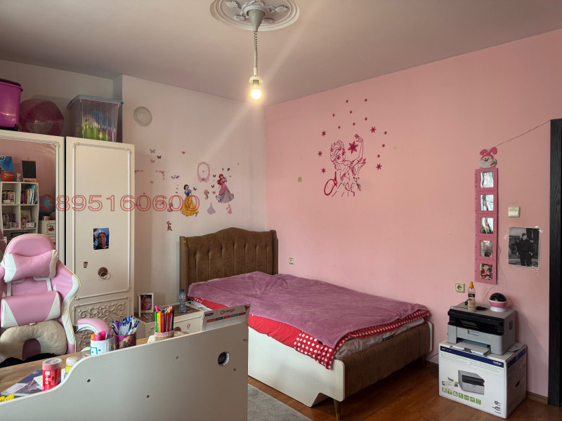 Продава ЕТАЖ ОТ КЪЩА, гр. Шумен, Център, снимка 4 - Етаж от къща - 52783070