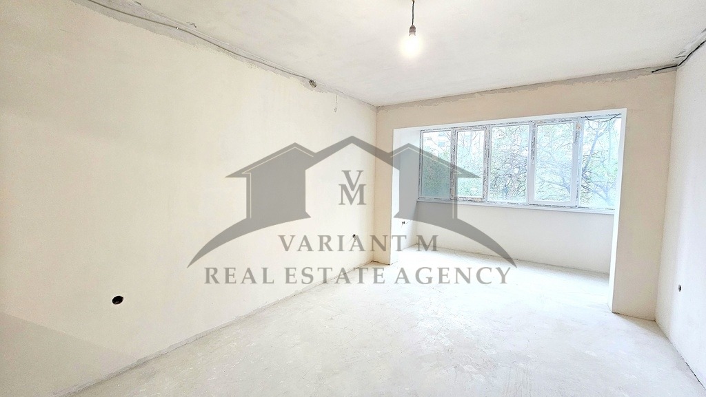Продава 4-СТАЕН, гр. Варна, Възраждане 2
