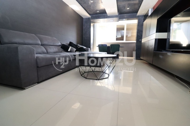 Продава  2-стаен град София , Света Троица , 71 кв.м | 55234678