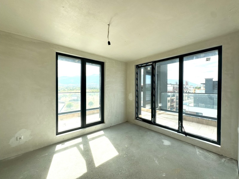 Na prodej  3 ložnice Sofia , Malinova dolina , 375 m2 | 89190990 - obraz [11]