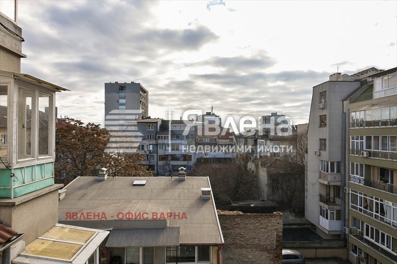 Продава МНОГОСТАЕН, гр. Варна, ВИНС-Червен площад, снимка 13 - Aпартаменти - 49537214