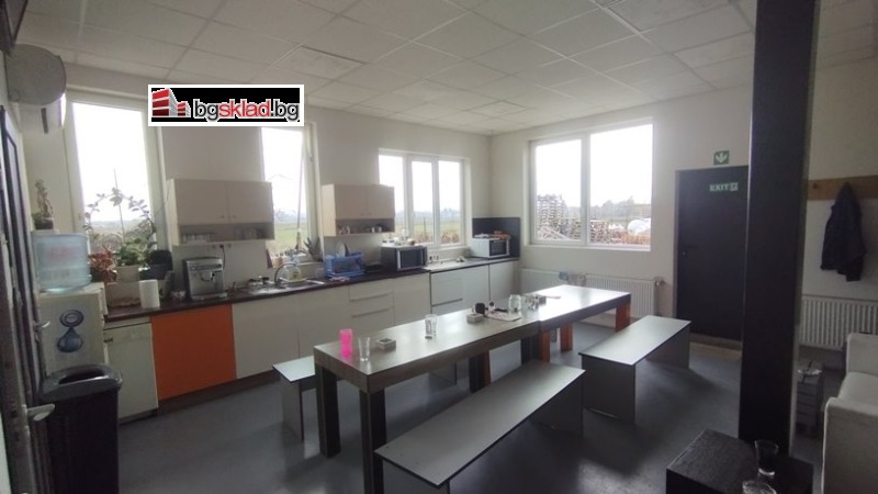 Продава ПРОМ. ПОМЕЩЕНИЕ, гр. Елин Пелин, област София област, снимка 3 - Производствени сгради - 52712706