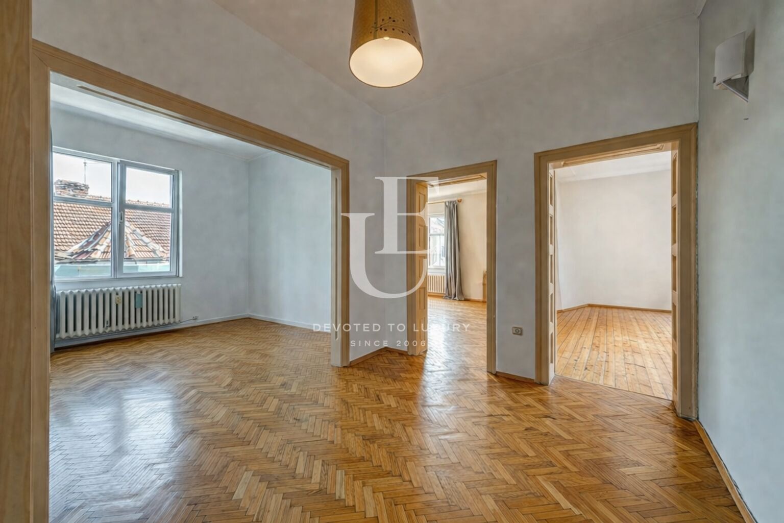 Продава МНОГОСТАЕН, гр. София, Център, снимка 8 - Апартаменти - 54732197