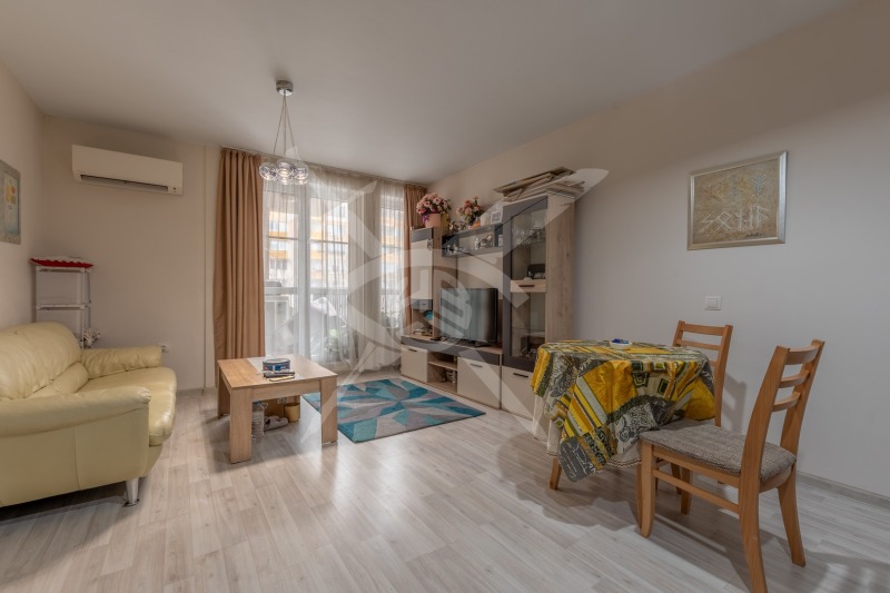 De vânzare  1 dormitor Sofia , Nadejda 2 , 64 mp | 42303457