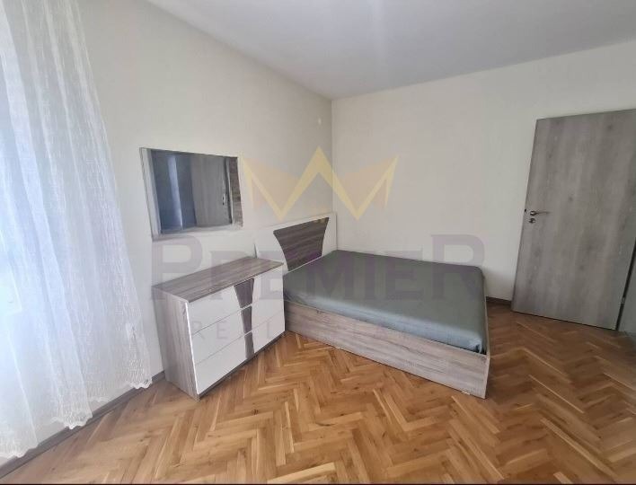 Продава 3-СТАЕН, гр. Бургас, Възраждане, снимка 4 - Апартаменти - 53338560