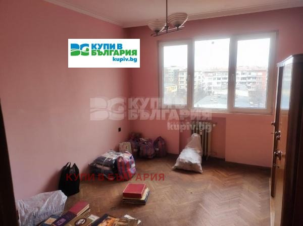 Продава 3-СТАЕН, гр. София, Гео Милев, снимка 2 - Апартаменти - 54958028