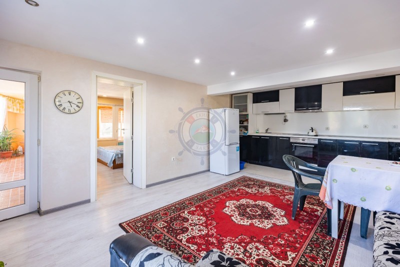 Na sprzedaż  3 sypialnie Warna , Galata , 162 mkw | 81699239 - obraz [5]
