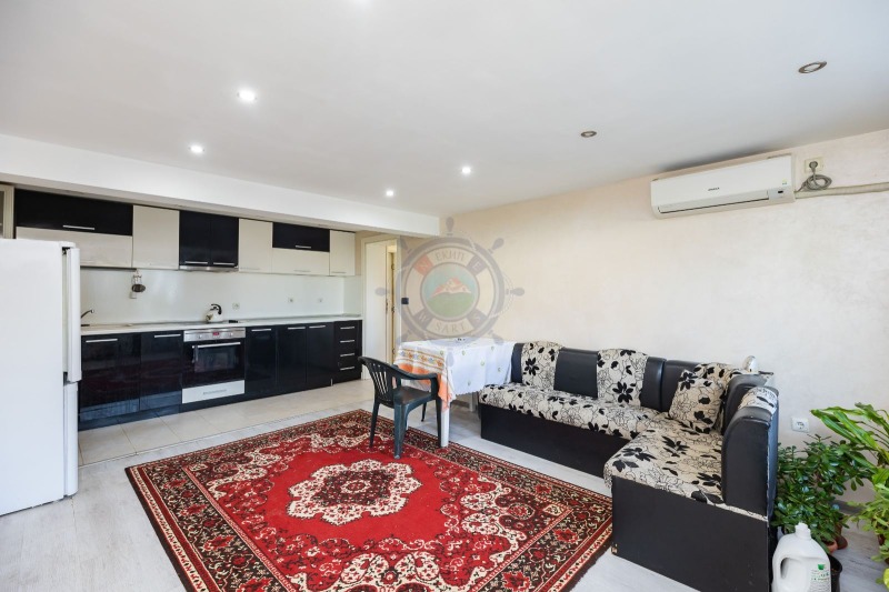 Na sprzedaż  3 sypialnie Warna , Galata , 162 mkw | 81699239 - obraz [3]