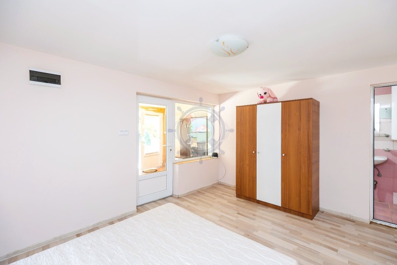 Na sprzedaż  3 sypialnie Warna , Galata , 162 mkw | 81699239 - obraz [10]