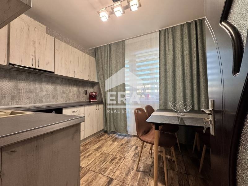 Продава 4-СТАЕН, гр. Варна, Младост 1, снимка 8 - Апартаменти - 54995379