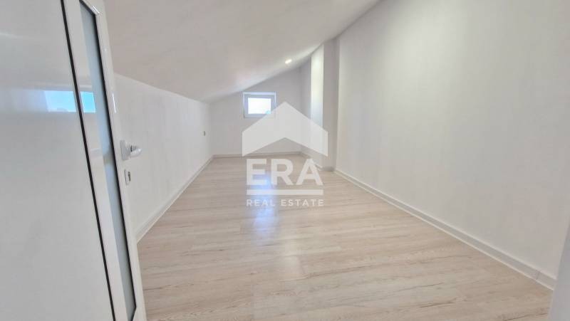 Till salu  Hus region Varna , Aksakovo , 116 kvm | 76933417 - bild [17]