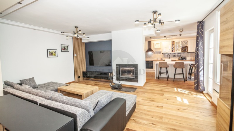 Продава КЪЩА, гр. София, Малинова долина, снимка 3 - Къщи - 52428329