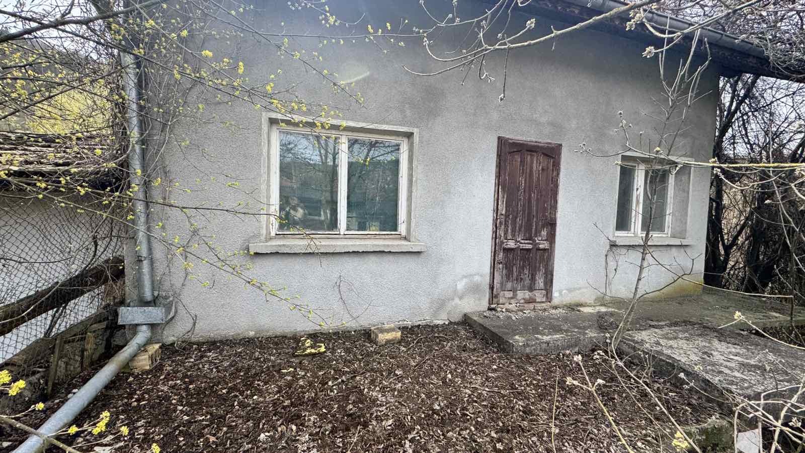 Продава КЪЩА, с. Нисово, област Русе