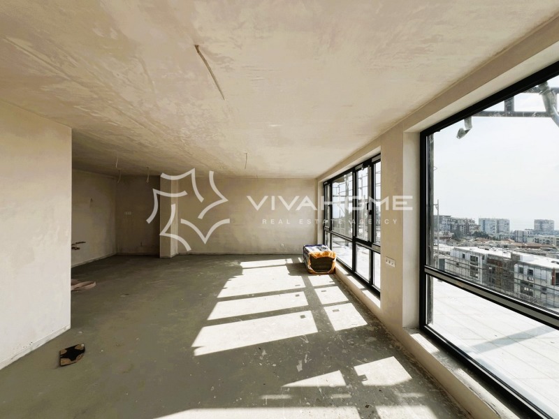 Продава 4-СТАЕН в град Варна, Бриз - 166 кв.м / 430 000 € » 841 006.90 лв., ВИВАХОУМ