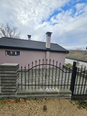 Casa m-t Zelenika, Varna 5