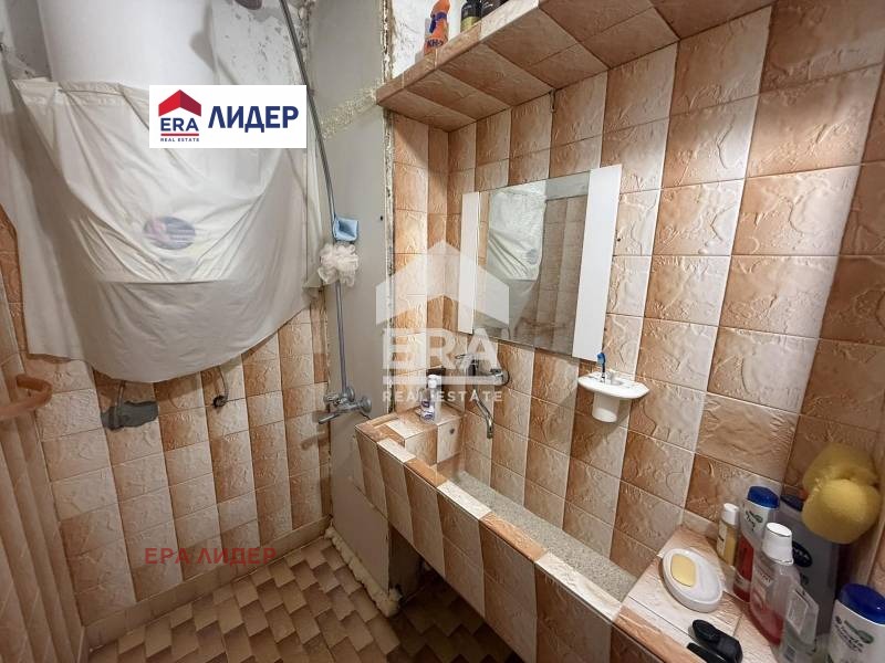 Продава 4-СТАЕН, гр. Русе, Родина 1, снимка 6 - Апартаменти - 54191697