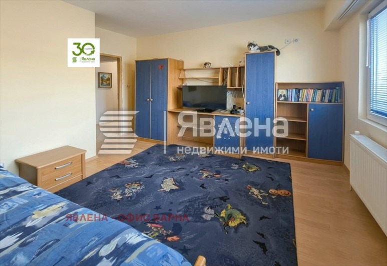 Продава 4-СТАЕН, гр. Варна, Цветен квартал, снимка 2 - Апартаменти - 54273097