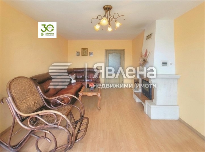 Продава 4-СТАЕН, гр. Варна, Цветен квартал