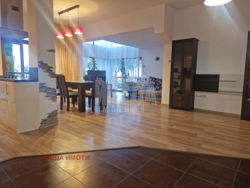 Продава  Къща град Варна , м-т Манастирски рид , 465 кв.м | 99987777
