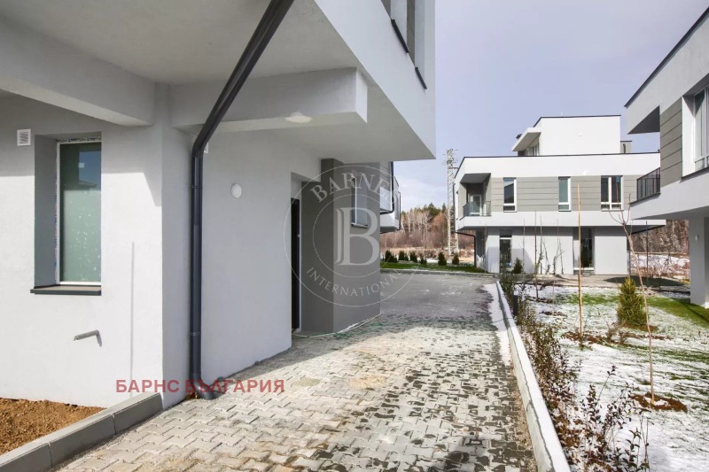 Продава КЪЩА, гр. София, м-т Детски град, снимка 3 - Къщи - 53119646