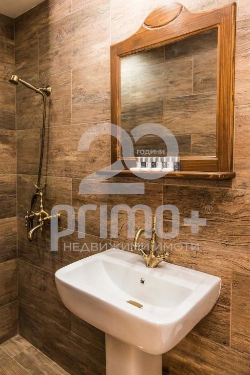 Продава КЪЩА, гр. Велико Търново, Център, снимка 8 - Къщи - 54122923