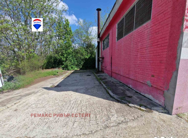 Продава БИЗНЕС ИМОТ, гр. Русе, Промишлена зона - Запад, снимка 2 - Други - 50077157