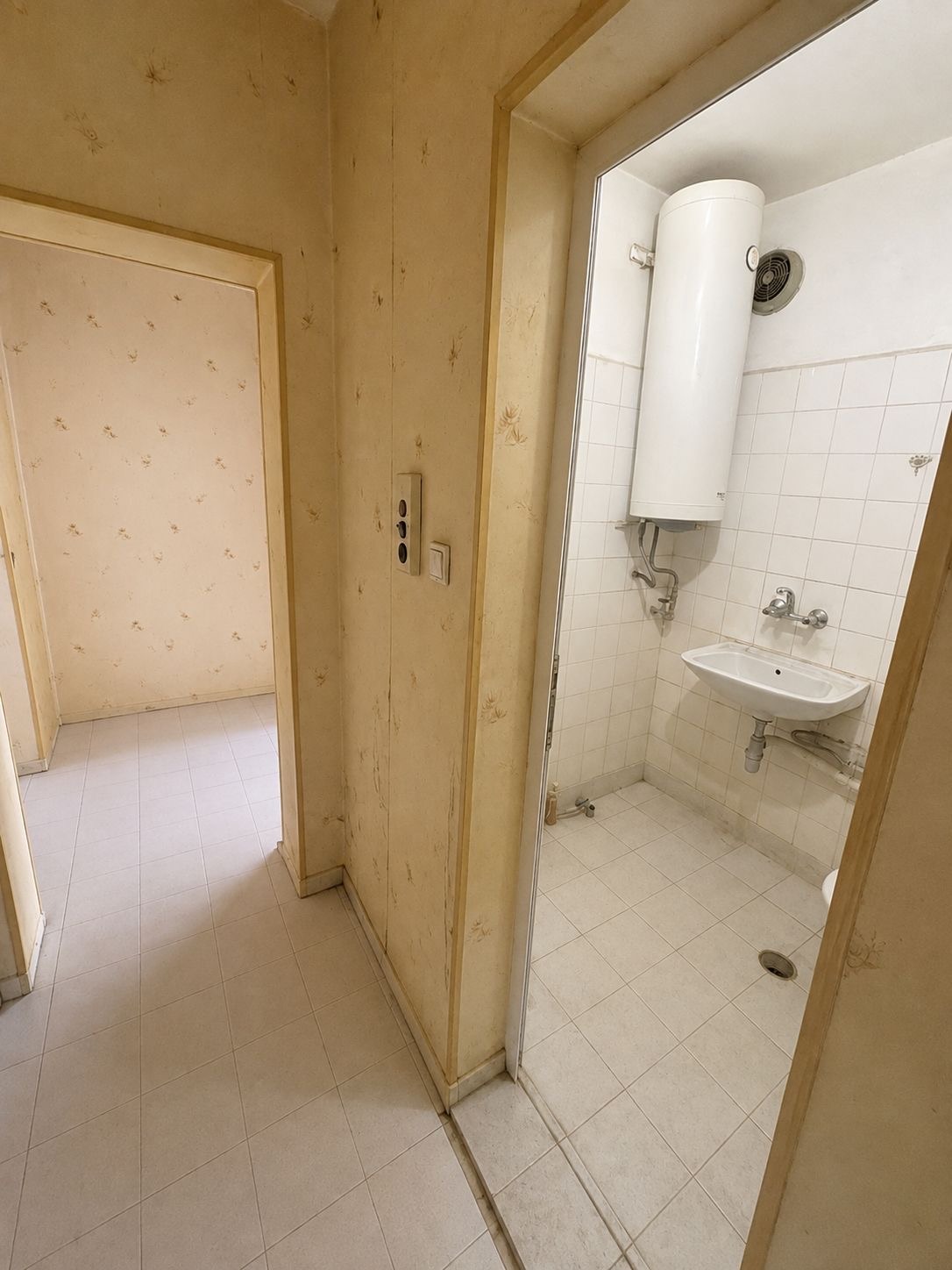 Продава 3-СТАЕН, гр. Козлодуй, област Враца, снимка 6 - Апартаменти - 55680182