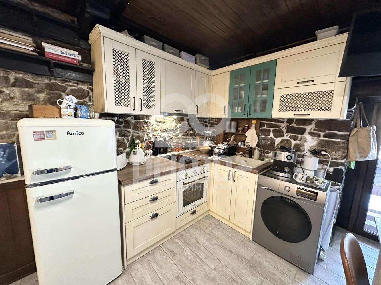 Продава КЪЩА, гр. Велико Търново, Център, снимка 11 - Къщи - 54122923