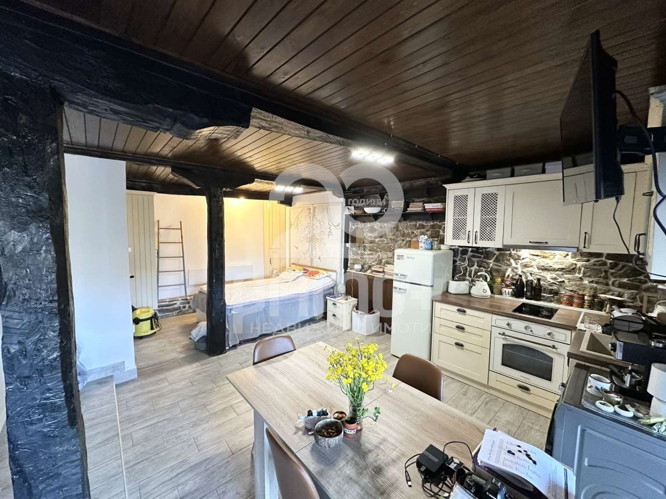 Продава КЪЩА, гр. Велико Търново, Център, снимка 10 - Къщи - 54122923