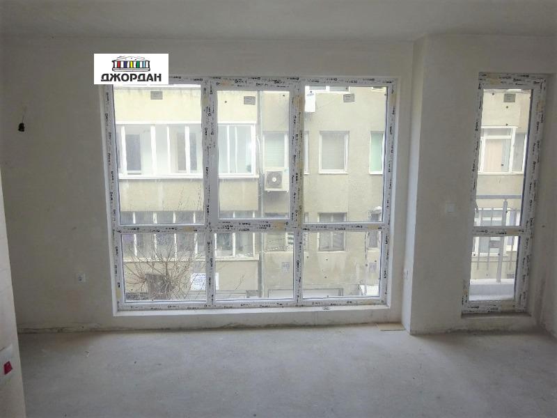 Продава 1-СТАЕН, гр. Варна, Колхозен пазар, снимка 6 - Апартаменти - 54920492