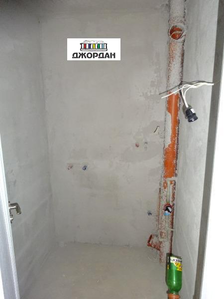 Продава 1-СТАЕН, гр. Варна, Колхозен пазар, снимка 2 - Апартаменти - 54920492