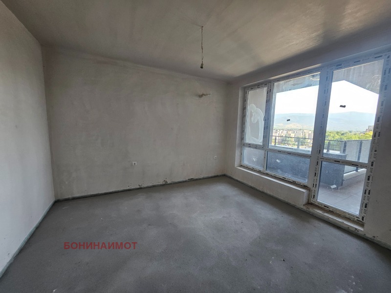 Продава  2-стаен град Пловдив , Остромила , 84 кв.м | 42483572 - изображение [2]