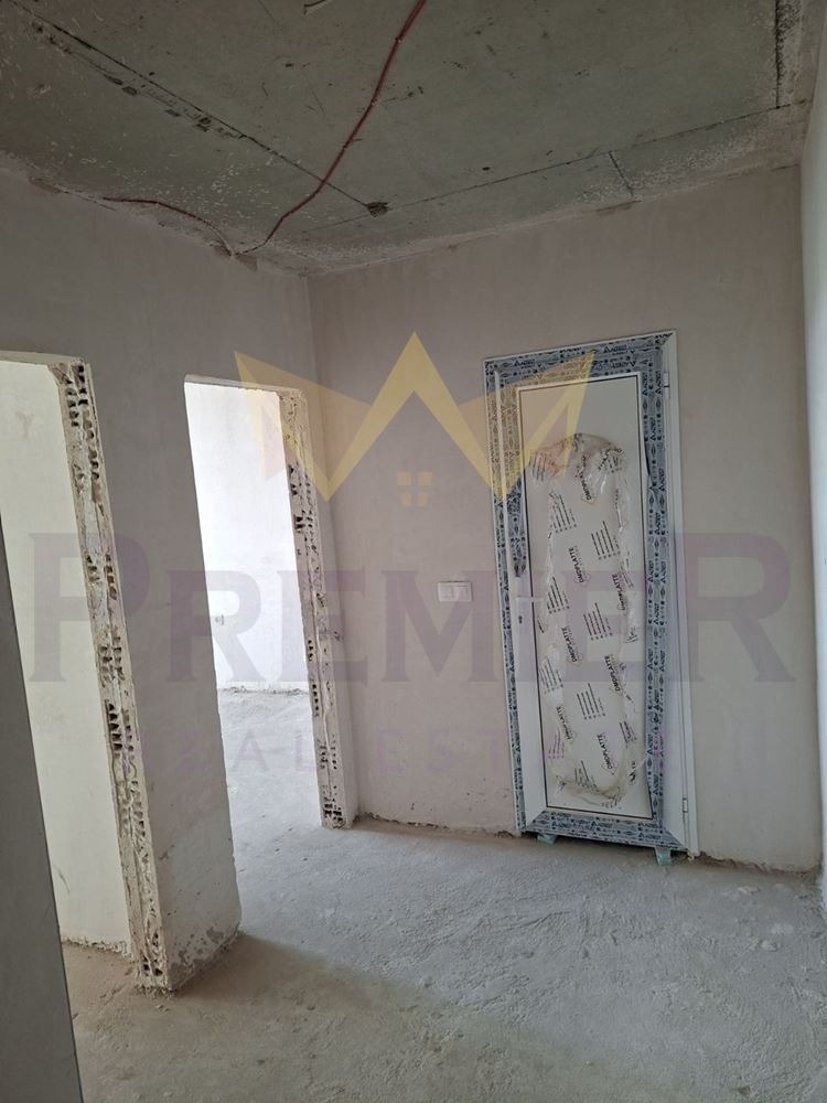 Продава 2-СТАЕН, гр. Бургас, Изгрев, снимка 3 - Апартаменти - 52291937