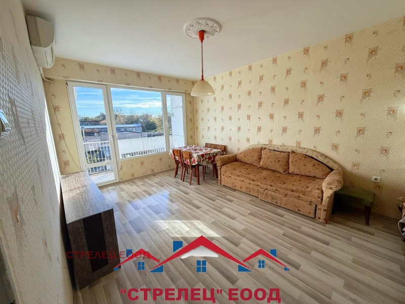 Продава 2-СТАЕН, гр. Добрич, Център, снимка 2 - Апартаменти - 53082668