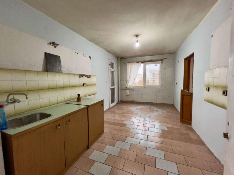 Продава 3-СТАЕН, гр. София, Люлин 3