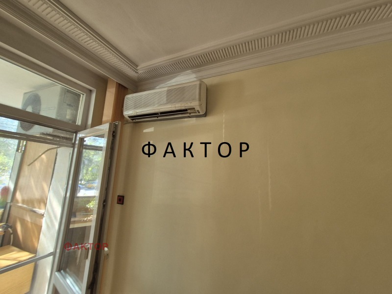 For Sale  3 bedroom Plovdiv , Hristo Smirnenski , 130 sq.m | 78402777 - image [2]