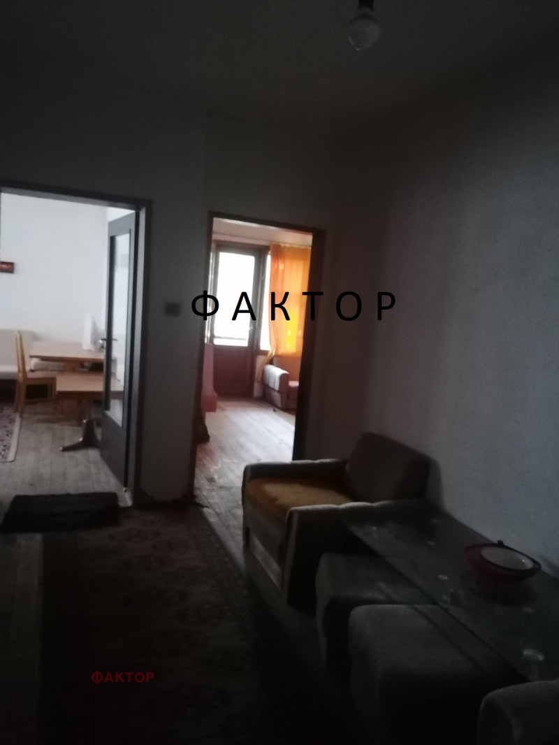 À venda  3 quartos Plovdiv , Hristo Smirnenski , 130 m² | 78402777 - imagem [8]