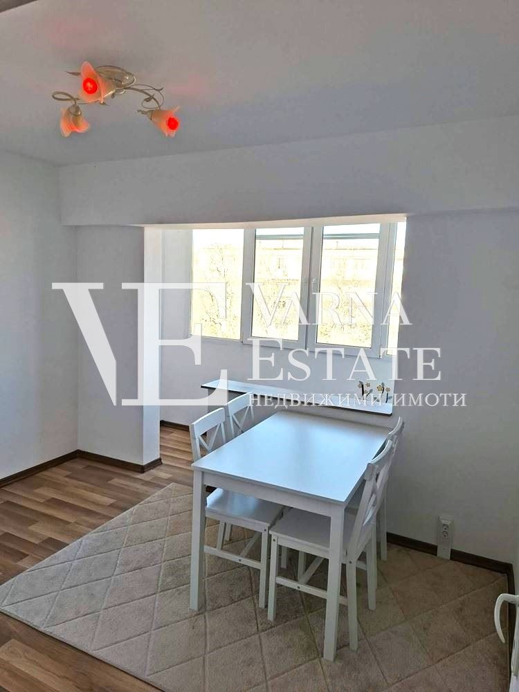 Продава 4-СТАЕН, гр. Варна, Цветен квартал, снимка 3 - Апартаменти - 54329174