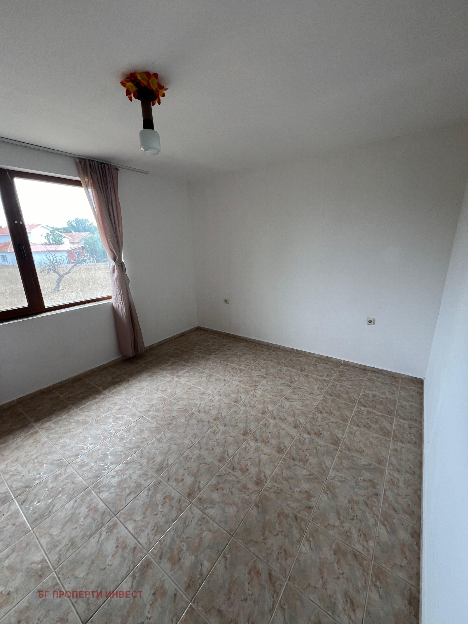 Продава КЪЩА, с. Порой, област Бургас, снимка 10 - Къщи - 53644375