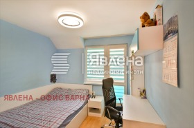 3+ chambres Tsentar, Varna 5