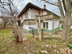 Продава къща област Велико Търново с. Арбанаси - [1] 