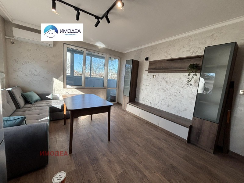 Продава 3-СТАЕН, гр. Велико Търново, Зона Б, снимка 1 - Апартаменти - 53255346