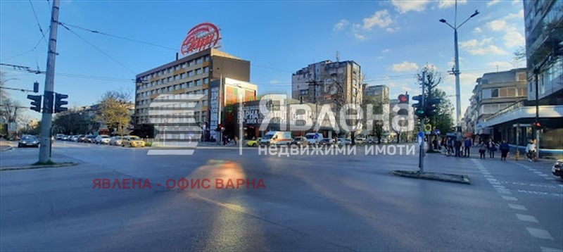 Продава МНОГОСТАЕН, гр. Варна, Център, снимка 1 - Aпартаменти - 49537213